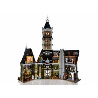 Конструктор LEGO Creator 10273 Дом с привидениями
