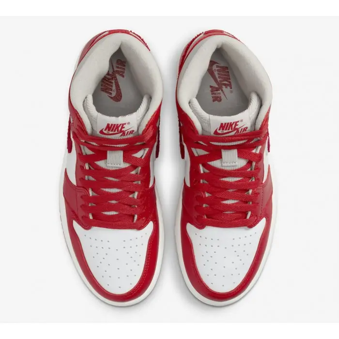 Nike air jordan 2025 1 red