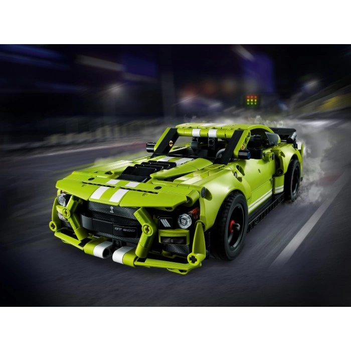 Купить Конструктор LEGO Technic 42138 Ford Mustang Shelby GT500 в магазине stiltv.ru по низкой цене, фото номер 1