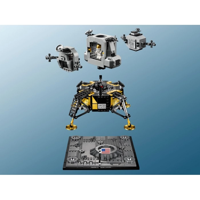 Купить Конструктор LEGO Creator 10266 Лунный модуль корабля Аполлон 11 НАСА в магазине stiltv.ru по низкой цене, фото номер 1