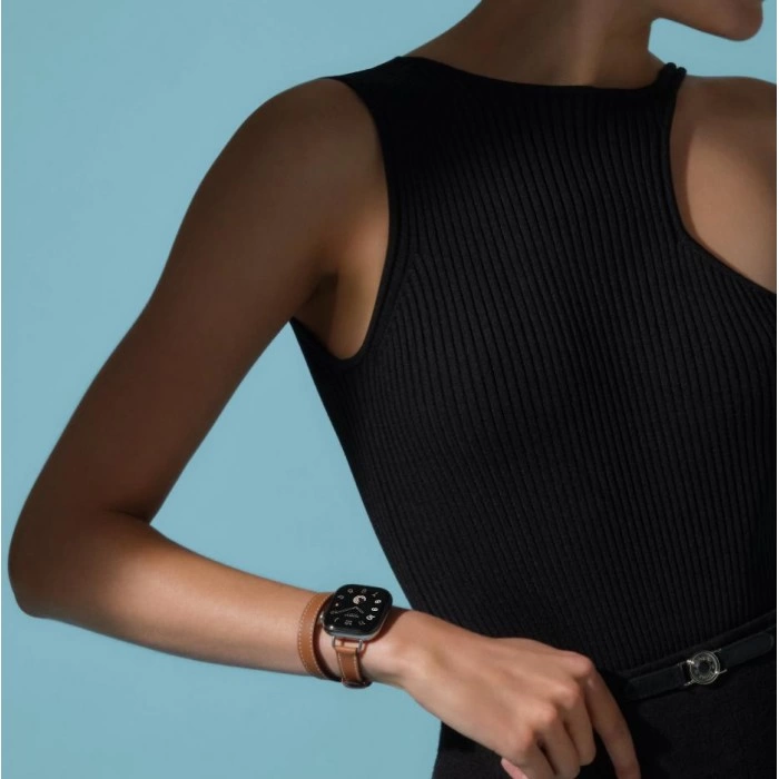 Купить Apple Watch Hermès Series 10 42mm Stainless Steel Case with Double Tour Attelage, Gold в магазине stiltv.ru по низкой цене, фото номер 2