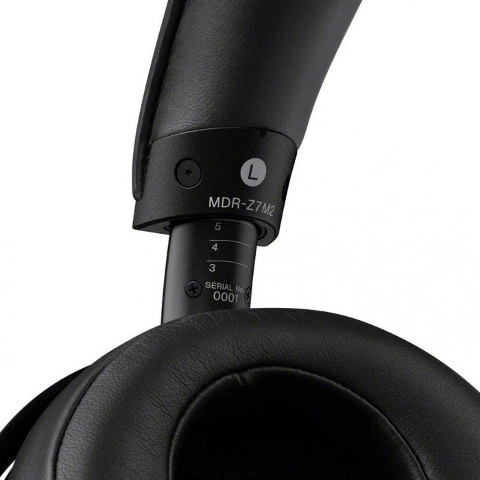 Купить Наушники Sony MDR-Z7M2 Black в магазине stiltv.ru по низкой цене, фото номер 1
